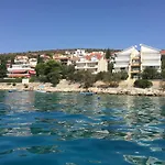 Διαμέρισμα Dominika *