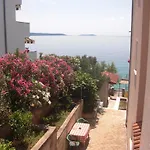 Dominika Apartment